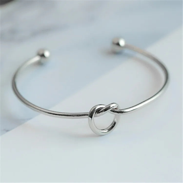 AURELUX Infinity Knot Bangle