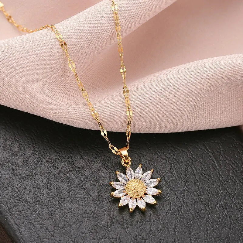 AURELUX™️ Soleil Bloom Necklace