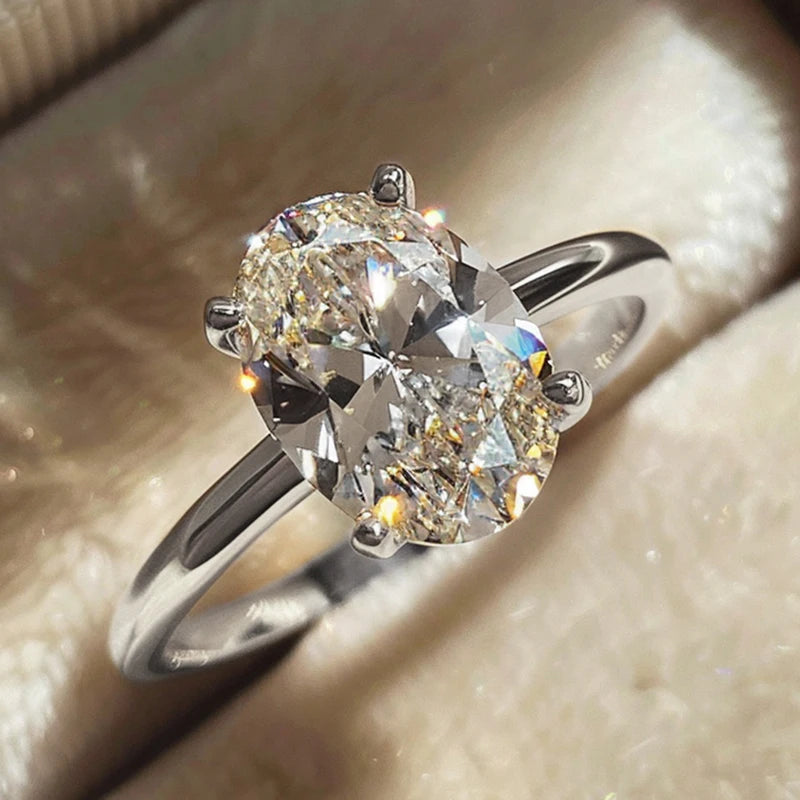 Luxury Oval Zircon Engagement Ring