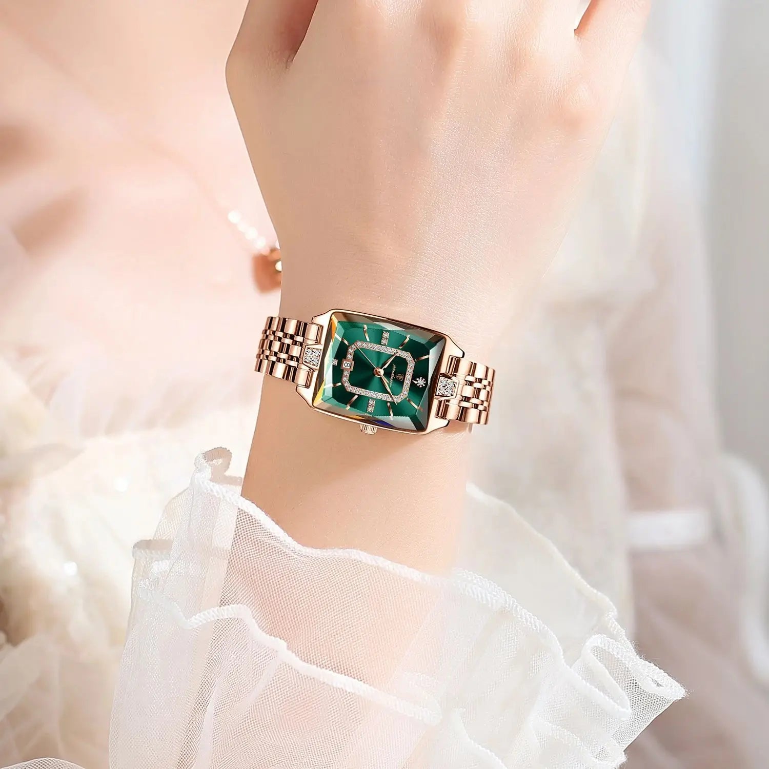 Aurelux Emerald Royale