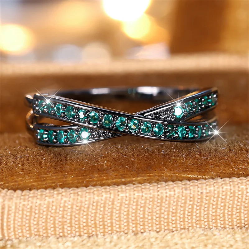 AURELUX Crossed Emerald Sparkle Ring